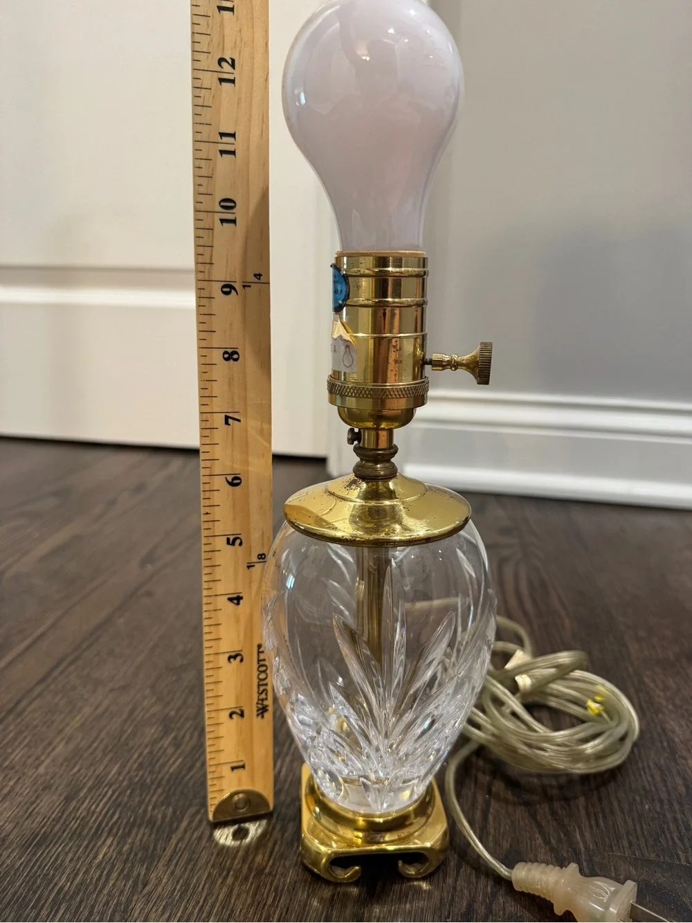 Vintage Reed & Barton Brass Color & Crystal Lamp